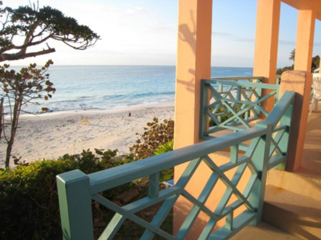 Grape Bay Cottages Mount Pleasant Стая снимка